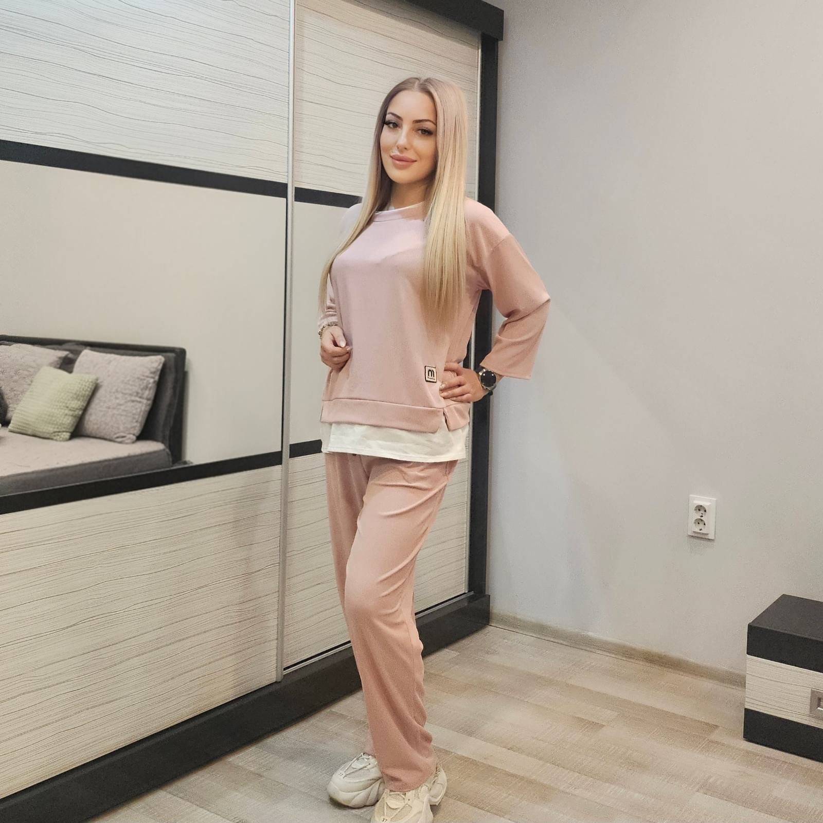 Модерен комплект Дая розов